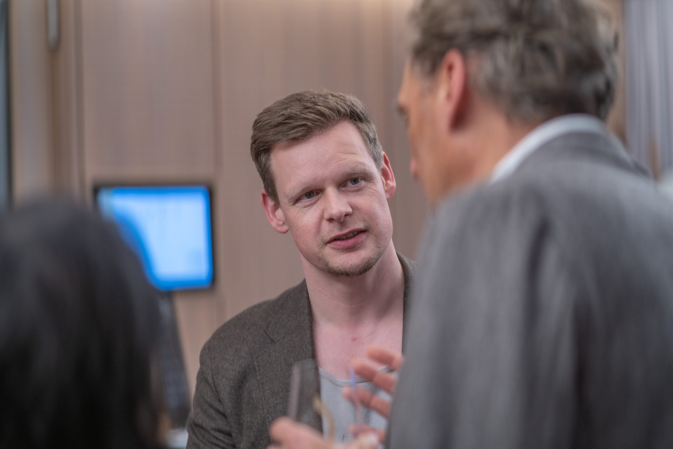 Keramikimplantate und Biomedizin: Ein Zahnarzt aus Hannover