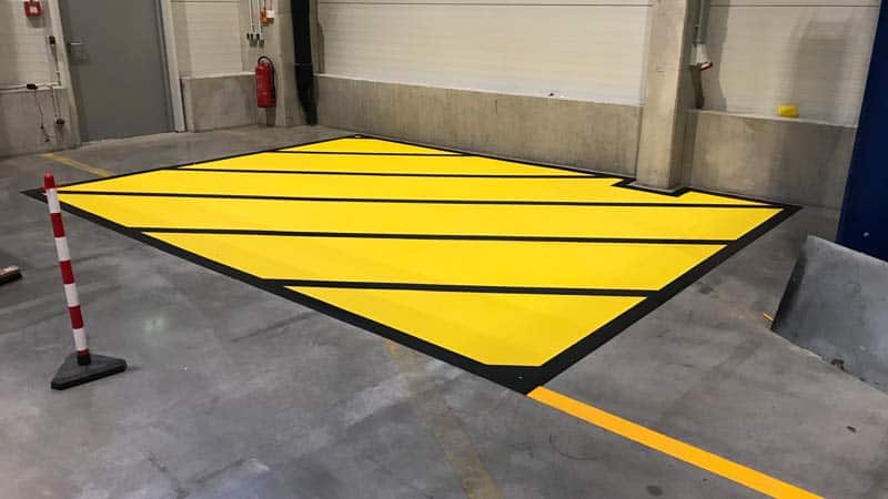 Industrieböden professionell markieren - SID SCHAEFER zeigt bewährte Verfahren für sichere Arbeitsplätze Industrieböden professionell markieren - SID SCHAEFER zeigt bewährte Verfahren für sichere Arbeitsplätze