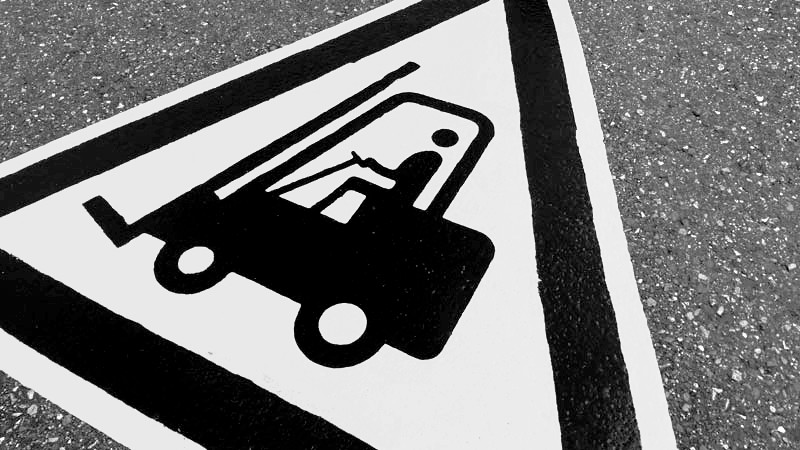 Industrieböden richtig markieren: SID SCHAEFER zeigt wie